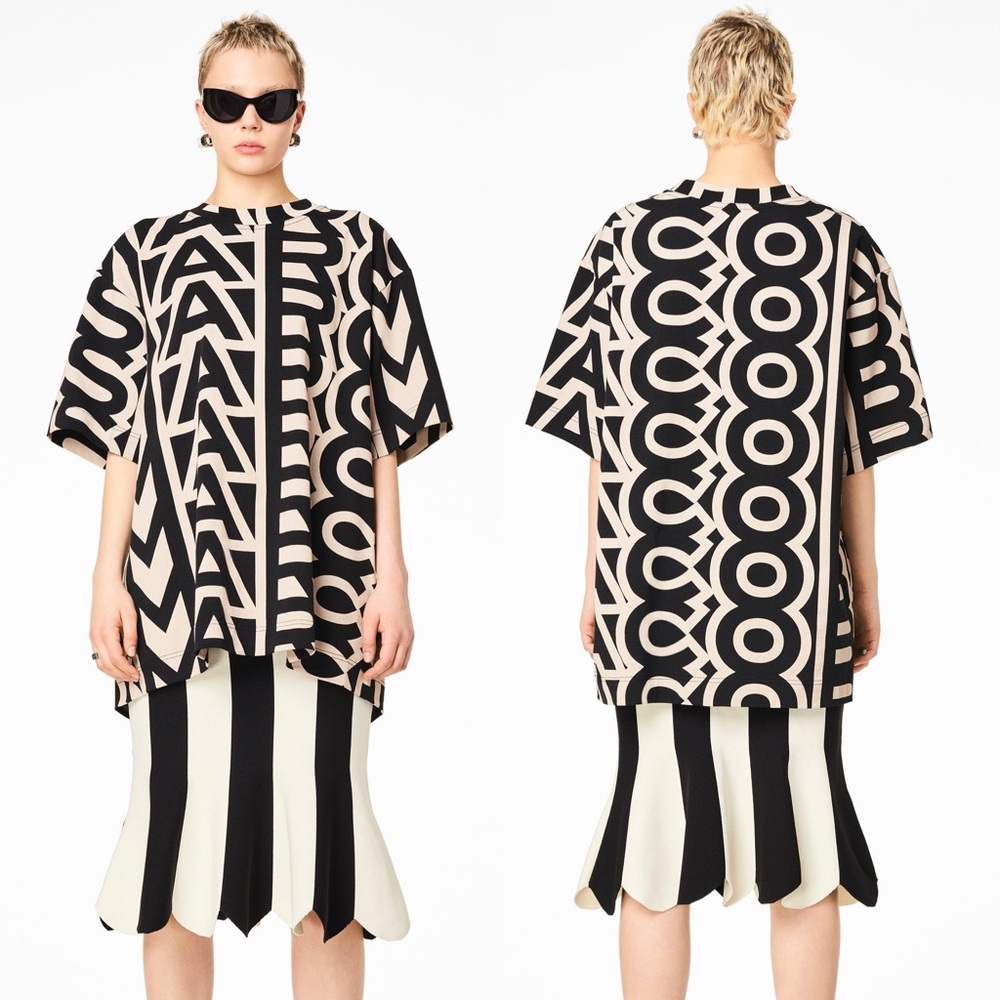 MARC JACOBS Monogram Tee Shirt One Size